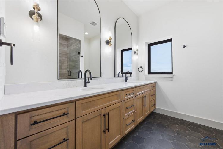  - Image# 17